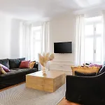 Marianna\'S Old Town Residence